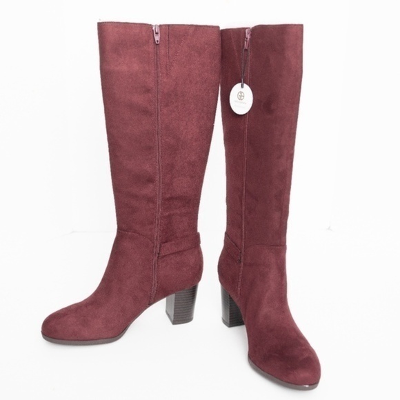 Giani Bernini. Adonnys Suede Block Heel Knee-High Boots. - Picture 1 of 14